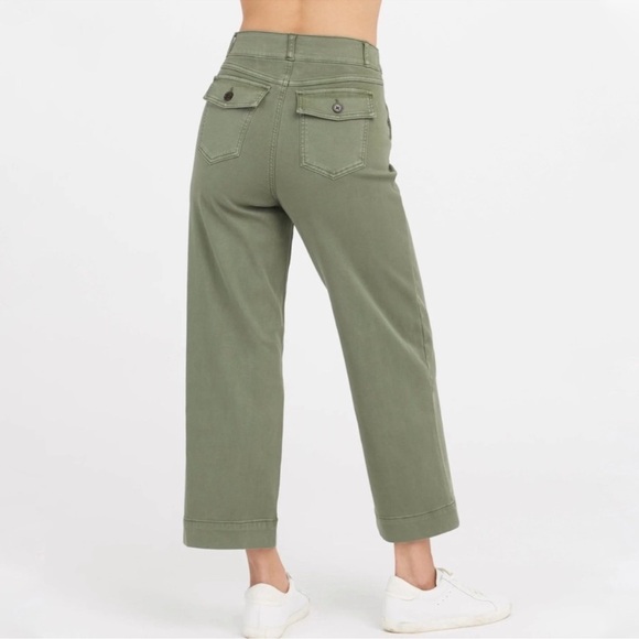 SPANX Stretch Twill Cropped Wide Leg Pants - Picture 3 of 10